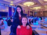 她说丨久善家居汤亚：自强与民主，从不落伍