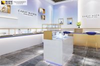 当高端珠宝遇见融润展柜，是所有女人的奢华梦！