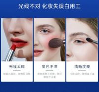 化妆界的新晋网红：斐色耐LED化妆镜把日光“搬”进梳妆台