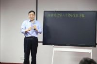 这种精神很全度!