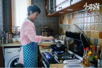 他把厨房搬进了客厅 效果出人意料！