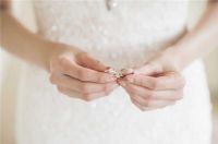 关于结婚祝福语 结婚当天要注意事项