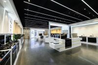 腾讯家居专访 ｜ 优格经销商海宁姚文华：我们与企业共同打造生活圈、学习圈、工作圈 ，不分彼此，保持发展