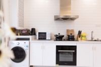 为什么说洗衣机排水管不能直接插在地漏里？那应该怎么做？