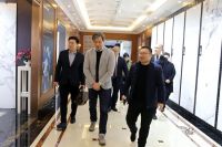 中国建筑卫生陶瓷协会秘书长宫卫、传媒中心主任马德隆莅临峨眉山金陶指导工作
