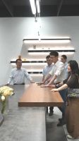 岚庭集团考察人员莅临顺辉瓷砖·岩板参观交流
