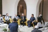 助力全民阅读 中国作家协会名家探访书香门地集团