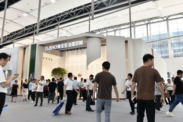 探展建博会｜兔宝宝：顺浪而上御品质 海纳全案再升级