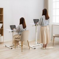 升降桌能折叠？小户型还好有山业移动桌！