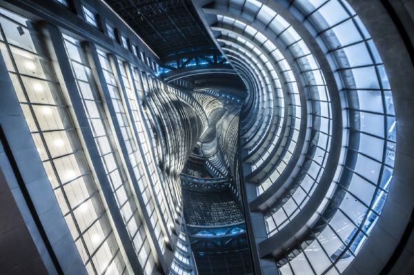 高层纱窗怎么拆下来？高层开窗风太大怎么办?