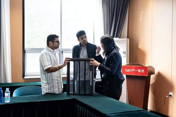 一带一路 共商合作|国外客户到访严一集团生产基地参观考察