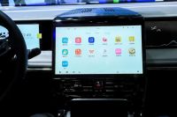 像玩手机一样用车机，传祺M8宗师先锋座舱版亮相广州车展