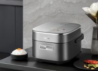 开盖喷香好食欲，美的赤炎臻香电饭煲煮出大米好滋味