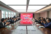 三棵树与人民日报国货发光、中国银联正式签约，重磅开展亿元消费券派发活动