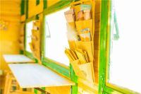 快！和德高“益”起，为沙漠添绿