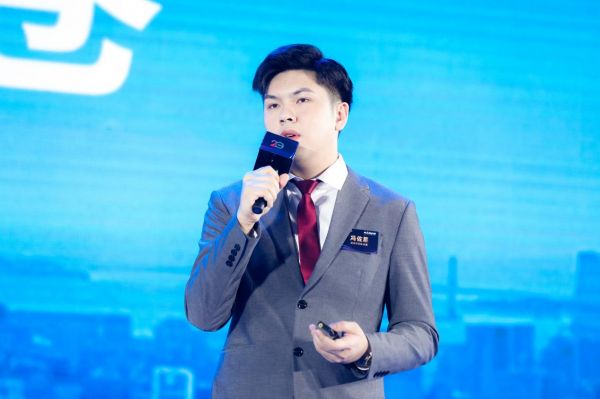 新豪轩集团总裁冯佐星：行稳致远铸定力，厚积薄发启新程