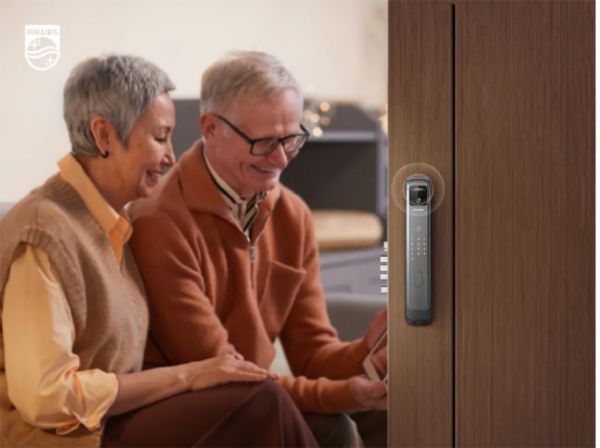 五一出游“劝不动”父母?安排一把飞利浦DDL702人脸视频锁更放心