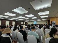 向氏鑫源办公家具在迪拜展大放异彩 彰显中国制造全球竞争力