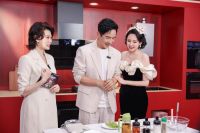 郭晓东程莉莎真CP太好磕！A.O.史密斯智慧「瀞」厨房为婚姻甜蜜加分