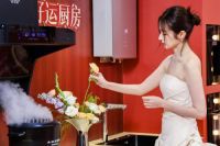 颖儿沪上下厨,与Olga姐姐对谈中解读事业家庭平衡智慧