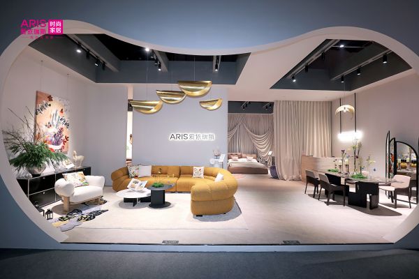 爱依瑞斯携「家的花园叙事」主题展，演绎艺术匠心与品质生活的双重奏