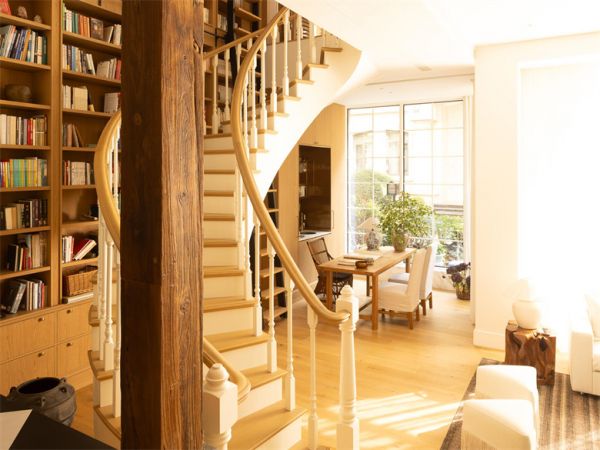 不羁的优雅，自在的秩序：白皮诗设计施敏敏与她的诗意美学