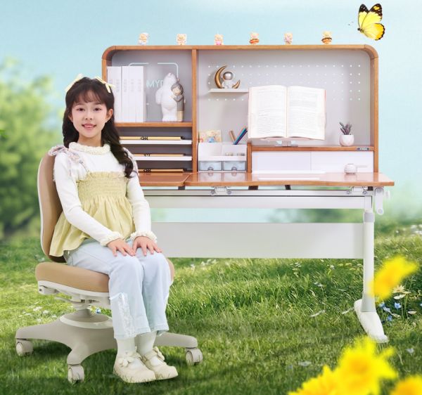 春季过敏季守护儿童健康 光明园迪以纯实木 + ENF 级标准筑牢学习空间安全防线