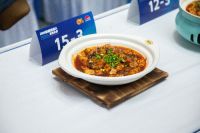 麻婆豆腐、宫保鸡丁、脆皮咕咾肉……添可食万星厨用“金奖菜品”征服评委