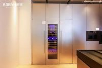 老板电器AI全嵌组合式冰箱矩阵：让冰箱学会“归位”与“思考”