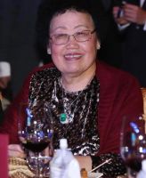 紫檀女王陈丽华辞世 | 85载人生，留下木韵千秋与不灭匠心