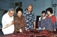 紫檀女王陈丽华辞世 | 85载人生，留下木韵千秋与不灭匠心