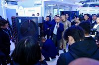 2026空气能领跑者画像：专业品牌的定力与家电巨头的野心