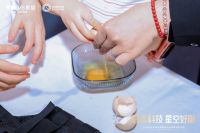V6家居星空自感弹簧系列床垫新品发布会再掀城市热浪：以“国际标准软睡感”重构床垫竞争逻辑