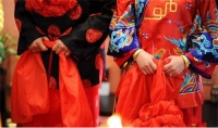 结婚第二天回门可以吗 新娘回门服如何挑