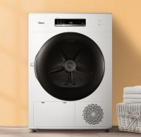 晾晒不再靠太阳，美的初见干衣机带给你更专业干衣体验