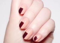 怀孕了美甲卸还是不卸 做了指甲发现怀孕怎么办