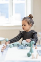 芙莱莎儿童家具上新轨道车玩具，激发孩子搭建的兴趣