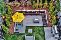 庭院设计：灰色防腐木打造的别墅花园，很美，格调很高！你觉得呢