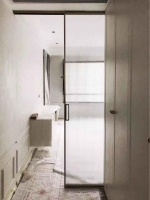 家装潮流新风尚 | 火爆全网的隐藏式全景门，预埋安装真是极简又高级！  在“颜值当道”