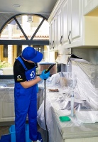 油烟机清洗季来临，轻喜到家推出一站式家电清洗服务