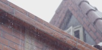 台风天，外墙漏水渗水频“破防”？