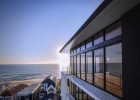 直面沿海“盐蚀”困境！庆东纳碧安燃气热水器的抗腐蚀技术究竟有多强？