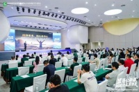 陈勤显：难题是用来解决的！索菲亚岩板瓷砖入局，重构建陶整装新秩序