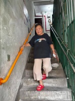 贝壳公益 “稳当当计划” 落地上海 49 栋老楼筑牢银龄出行防线